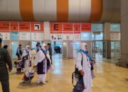 Jemaah Calon Haji Indonesia Gelombang Kedua Mulai Mendarat Di Jeddah