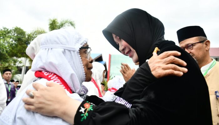Lepas Calhaj Asal Banda Aceh , Ini Pesan Wali Kota Illiza