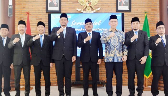 Gubsu Bobby Diminta Copot Mantan Sekda Dari Dewas Tirtanadi