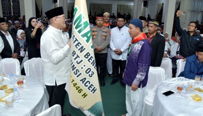 Bupati Bener Meriah Lepas 179 Calhaj Menuju Tanah Suci