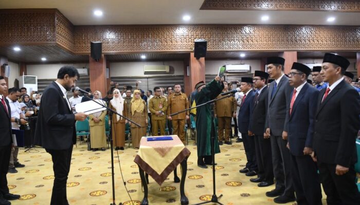 Lantik Pejabat Eselon II, III Dan IV, Ini Pesan Gubernur Aceh
