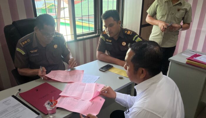 Kadis Budporapar Dan Bendahara Ditahan Kejari Deliserdang