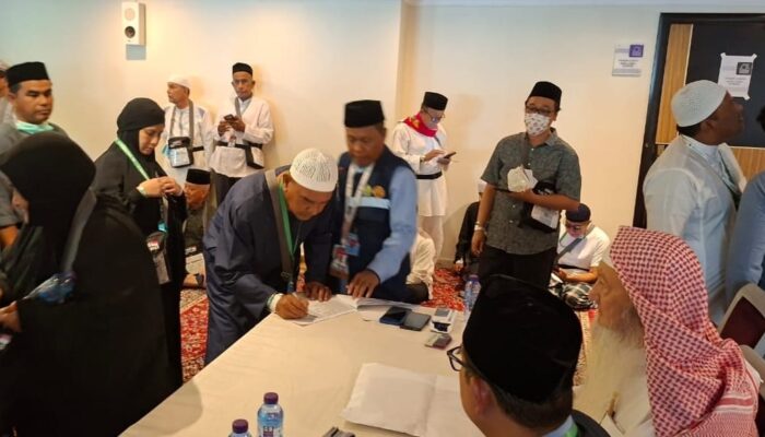 Jemaah Haji Aceh Mulai Terima Dua Ribu Riyal Dari Wakaf Baitul Asyi