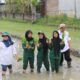 Dalam upaya meningkatkan produktivitas pertanian, khususnya tanaman padi, Gabungan Kelompok Tani (Gapoktan) Harapan Jaya dan Kelompok Tani (Poktan) Sumber Harapan 2 di Desa Sei Bamban, Kecamatan Sei Bamban, Kabupaten Serdang Bedagai, Provinsi Sumatra Utara, menggelar kegiatan tanam padi bersama, Selasa (21/5/2025).