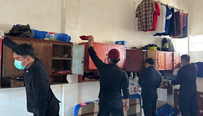 Lapas Labuhanruku Razia Mendadak, Kamar Hunian Warga Binaan