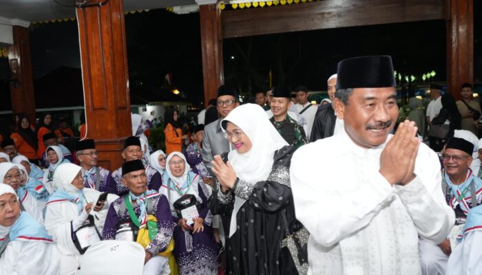 Wali Kota Resmi Lepas Keberangkatan 333 Calhaj Kota Binjai