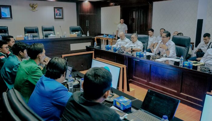 Bertemu Aliansi BEM Se-Kota Medan, Wali Kota Medan Paparkan Program Kerja