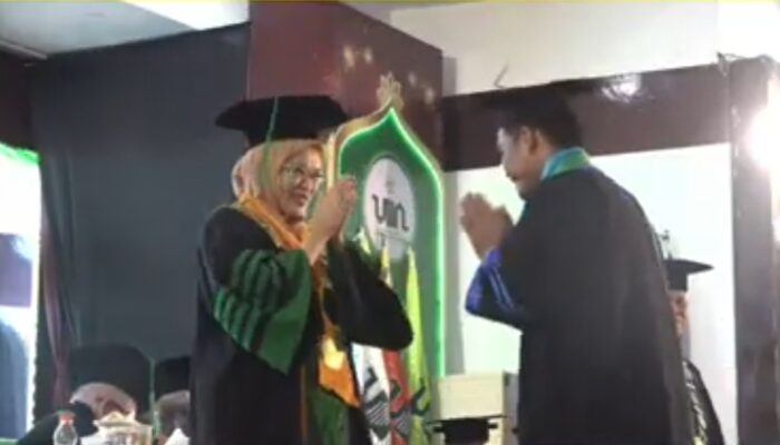 UINSU Wisuda 1.975 Lulusan, Rektor: Dunia Kerja Butuh Skill-skill Baru