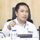 Isu panas soal kemungkinan merger dua raksasa teknologi Indonesia, Grab dan GoTo, terus jadi sorotan. Ketua Komisi Pengawas Persaingan Usaha (KPPU), M. Fanshurullah Asa, menegaskan bahwa setiap aksi korporasi semacam itu harus mematuhi Undang-Undang Nomor 5 Tahun 1999 tentang Larangan Praktik Monopoli dan Persaingan Usaha Tidak Sehat.
