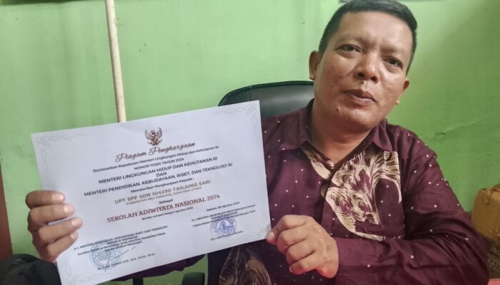 SDN 104230 Batangkuis Terima Penghargaan Adiwiyata Nasional 2024