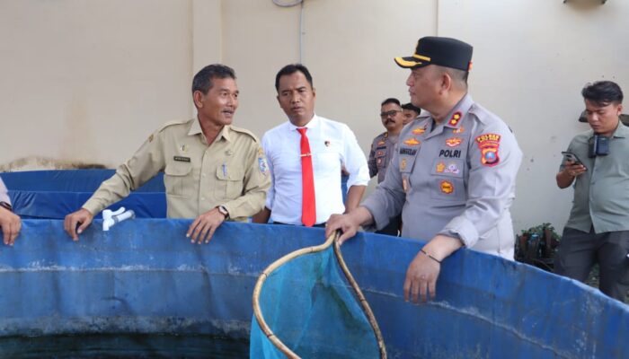 Kapolres Batubara Panen Lele