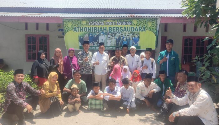 IPARI Batubara Santuni Anak Panti Asuhan Athohiriah
