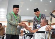 Dua Calhaj Kloter 23 Tunda Ke Tanah Suci