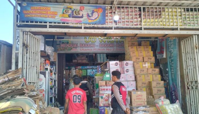 Bhabinkamtibmas Polsek Syiah Kuala Pantau Ketersediaan Sembako Jelang Idul Adha