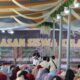Kepala SMA Muhammadiyah 2 Medan Susilawati, S.Pd,M.Si menyampaikan sambutannya pada acara perpisahan siswa kelas 12 yang dilaksanakan di halaman sekolah itu, Rabu(21/5). Waspada/Ist