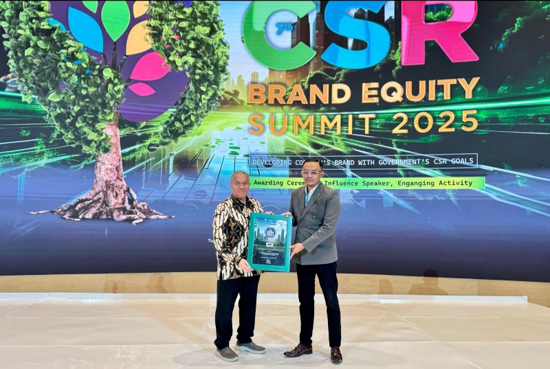 JNE Raih Indonesia CSR Brand Equity Awards 2025 JNE Raih Indonesia CSR Brand Equity Awards 2025