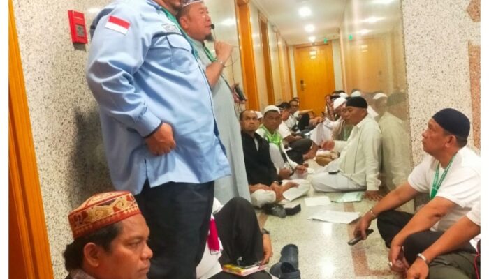 Petugas Kloter 9 KNO Antisipasi Penurunan Daya Fisik Jamaah Haji