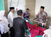 Ketua PPIH Embarkasi Medan Jenguk Jamaah Technical Landing