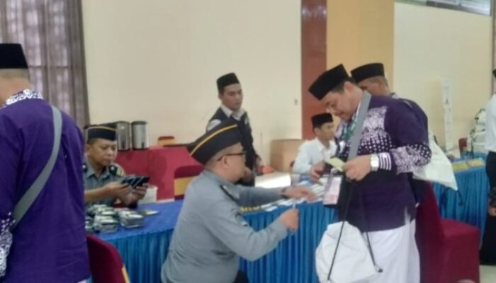 Kloter 17 Menuju MakkahBiaya Ziarah Calhaj Binjai Di Tanah Suci Ditanggung Pemko