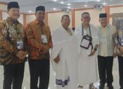 Ketua DPD IKANAS Sumut Hadiri Pemberangkatan Calhaj Kloter 20 Embarkasi Medan