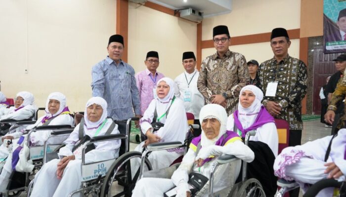 360 Calhaj Kloter 21 Embarkasi Medan Diberangkatkan Ke Tanah Suci