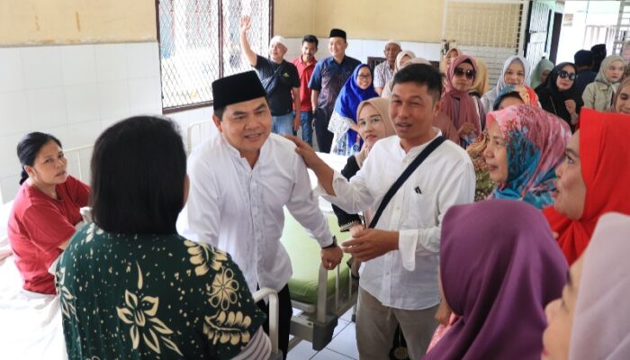 IKAL SMP 11 Medan Berikan Tali Asih Dan Gelar Pengajian Di RSJ Prof dr M Ildrem