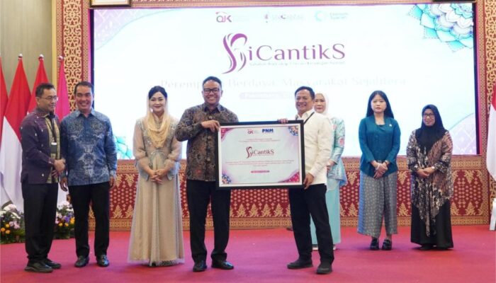 OJK Gandeng AO PNM Dalam Program SICANTIKS Perkuat Literasi Keuangan Syariah