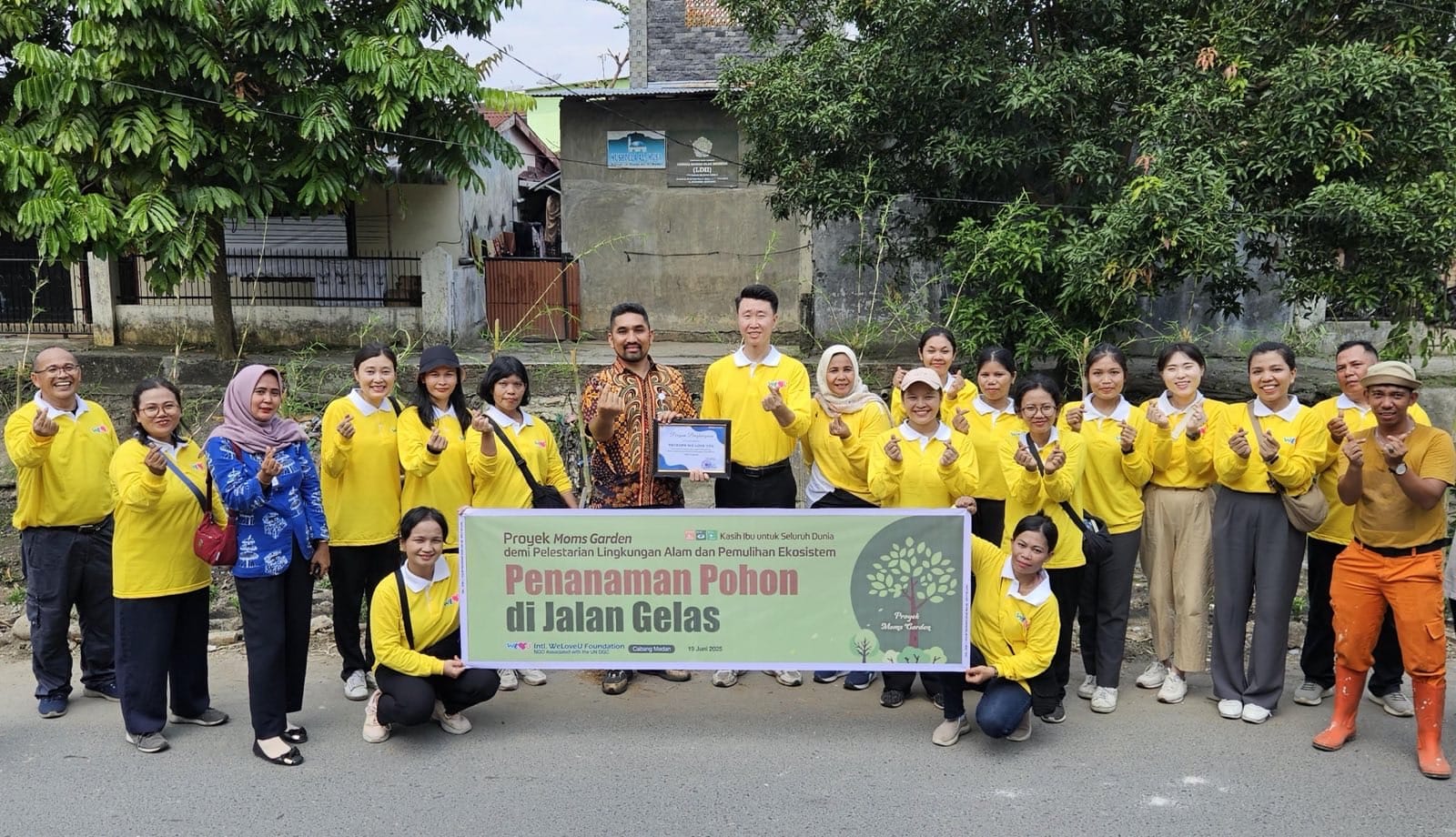 Proyek “Mom’s Garden” Dari WeLoveU Berkontribusi Ciptakan Hutan Kota