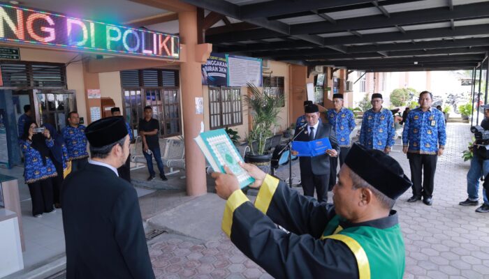 Bupati Aceh Besar Lantik Bunaiya Direktur RSUD Dan Nelly Ulfiati Plt Kadiskes
