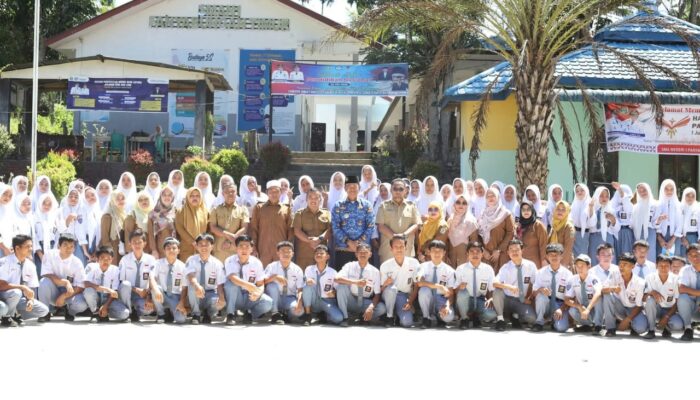 Bupati Madina Nostalgia Masa SD Di Gunung Baringin