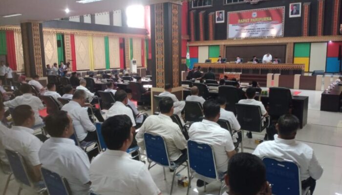 DPRK Agara Tetapkan Rekomendasi LKPJ Bupati 2024