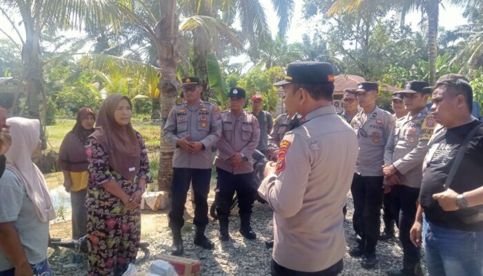Polsek P. Brandan Bantu Korban Kebakaran Di Dusun Alur Rejo
