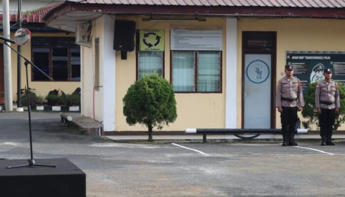 Kompol Agus Henrichan Naik Pangkat Pengabdian