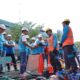 General Manager PLN UID Sumatera Utara, Ahmad Syauki saat melakukan pengecekan peralatan inovasi dari Tim PDKB, guna mempermudah proses pekerjaan di lapangan.
