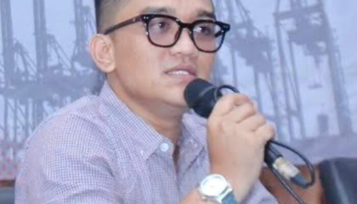 Mengembalikan Kota Turis Parapat Sebagai Swiss Kecil