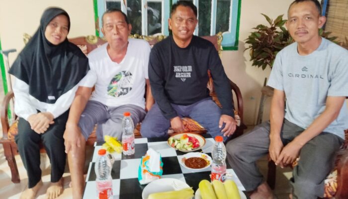 Jenguk Masyarakat Sakit Jadi Tradisi Darma Wijaya