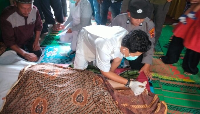 Sampan Terbalik Dua Nelayan Batubara Meninggal Dunia