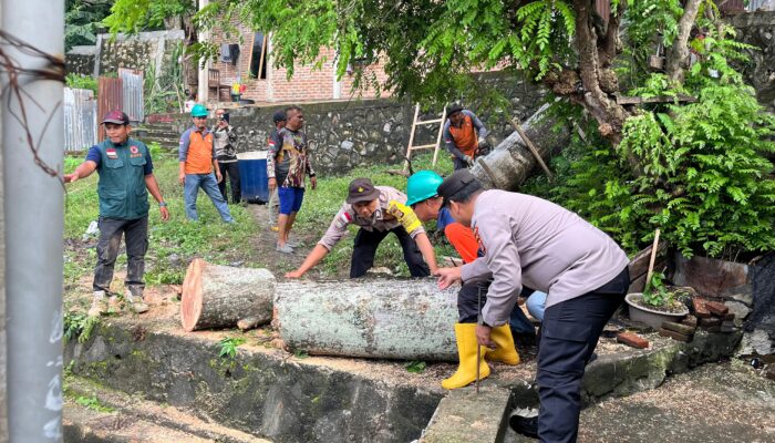 Sabang Dilanda Hujan Dan Angin Kencang, Dua Rumah Rusak Berat
