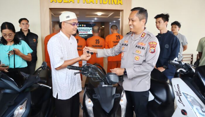 Kapolres Sidimpuan Kembalikan 6 Kereta Curian Kepada 4 Korban