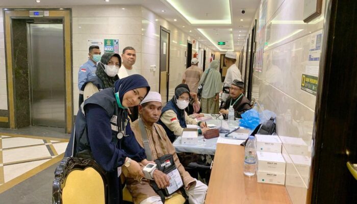 Pengalaman Sang Dokter Di Tanah Suci, Spirit Menolong Jemaah