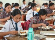 MBG Launching Di SMPN 1 Dolok Sanggul