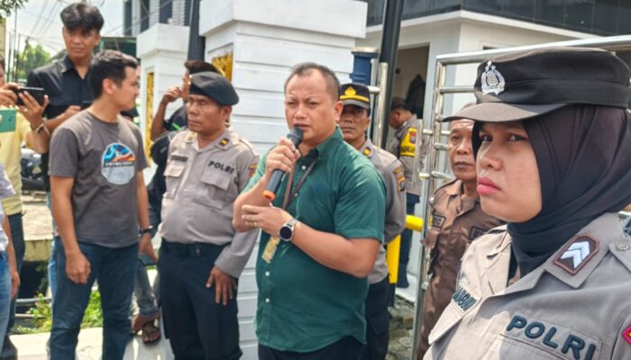 Kejari Binjai Apresiasi Aksi Damai Mahasiswa Dan Siap Tindaklanjuti Tuntutan Jalan Rusak