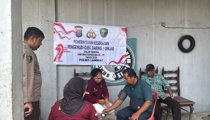 Polres Langkat Periksa Kesehatan Ojol Dan Betor