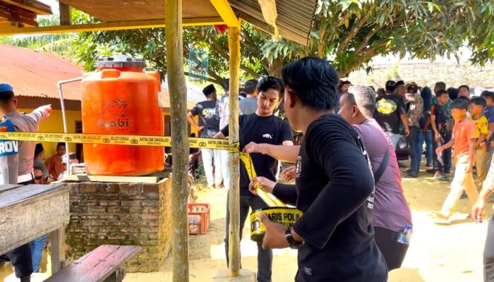 Kafe Esek-esek Di Kotapinang Nekat Buka Lagi, Warga Sweeping