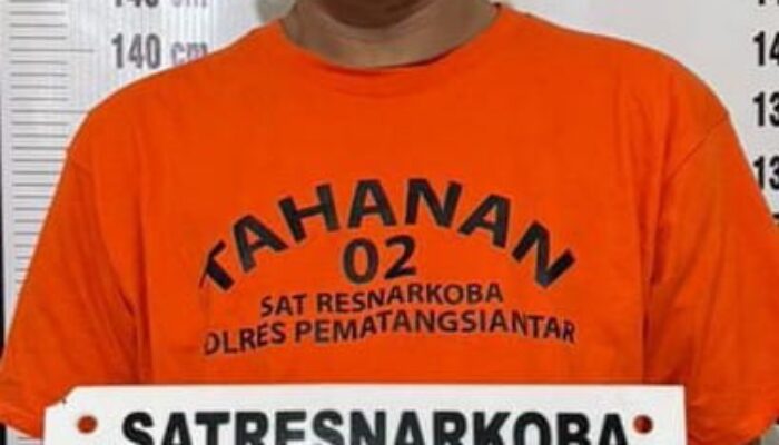 Polres P.Siantar Ringkus Pemilik Sabu Di Rumahnya
