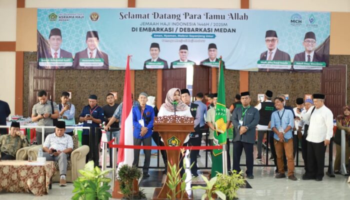 Wabup Sambut Jemaah Haji Madina Di Medan