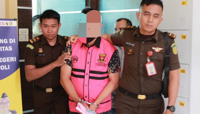 Kejari Gunungsitoli Tahan Bendahara Bawaslu Terkait Kasus Pungli