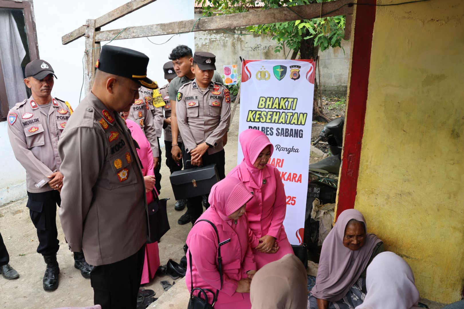 Polres Sabang Gelar Bakti Kesehatan Untuk Lansia Kurang Mampu