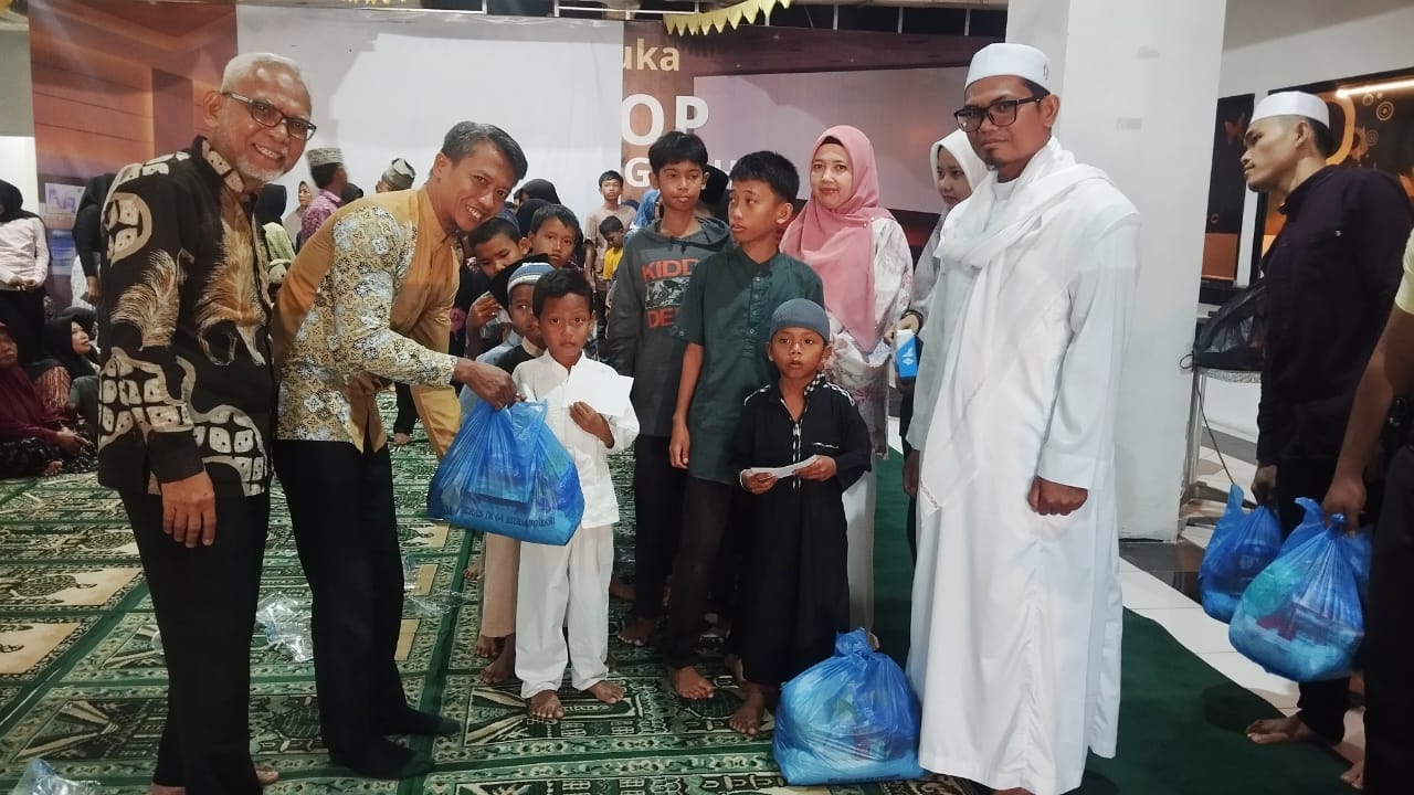Anugrah Plaza Padangsidimpuan Santuni Ratusan Anak Yatim Jelang Tahun Baru Islam