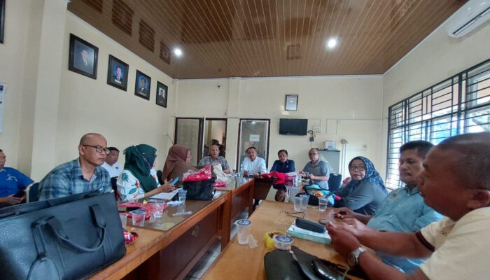 Dua Sepeda Motor Hadiah Utama Family Gathering PWI Sumut